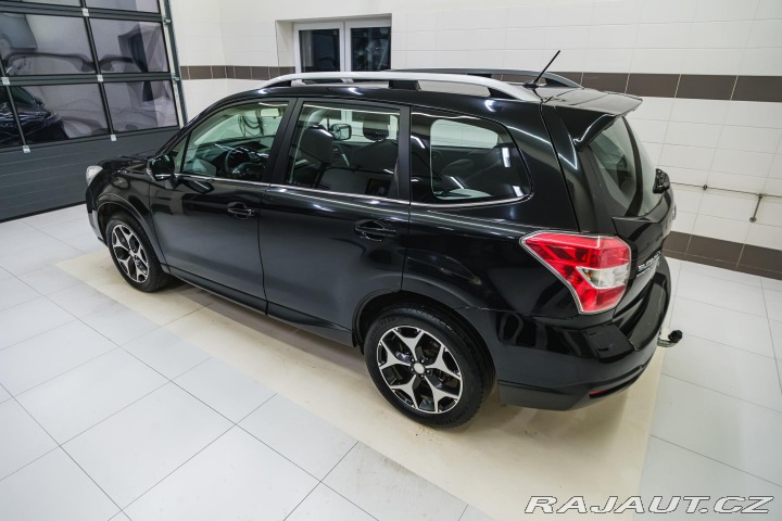 Subaru Forester XT 2.0i 177 kW CVT Comfor 2015