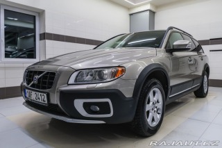 Volvo XC70 2.4 D5 AWD/AT 136kW Momen 2009