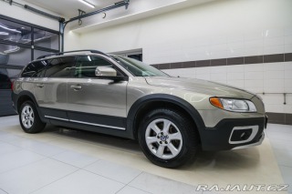 Volvo XC70 2.4 D5 AWD/AT 136kW Momen 2009