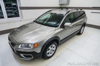 Volvo XC70 2.4 D5 AWD/AT 136kW Momen 2009