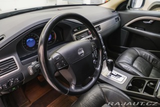 Volvo XC70 2.4 D5 AWD/AT 136kW Momen 2009