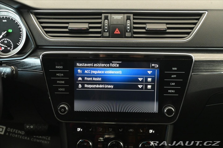 Škoda Superb 2,0 NEINZEROVAT, SLUŽEBNÍ 2021