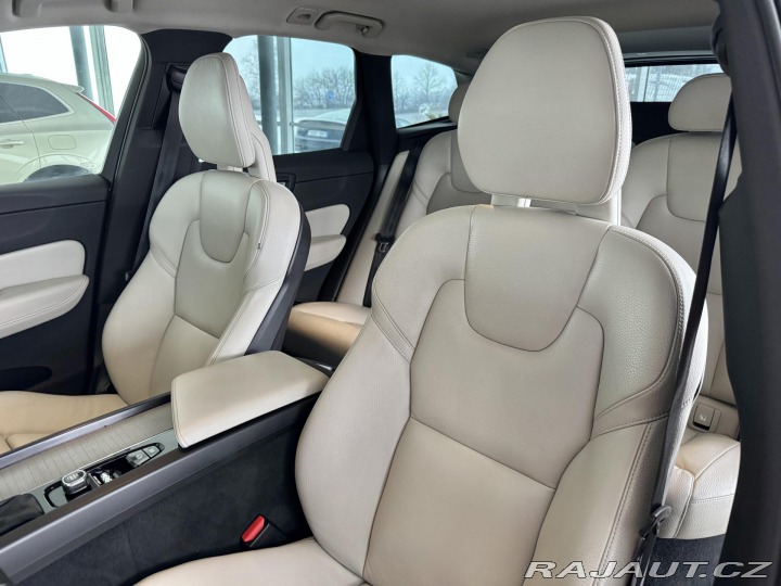 Volvo XC60 D4 AWD*Inscription*POLEST 2018