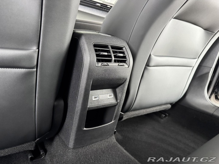 Peugeot 408 1,2PT AT8*ALLURE*360kamer 2024