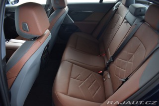 BMW 5 550e xDrive 2025