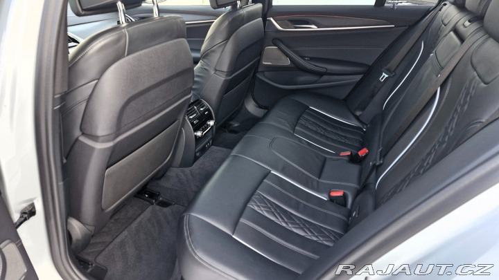 BMW 5 540i xDrive 2021