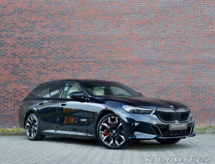 BMW 5 Touring  550e xDrive  | ť 2025