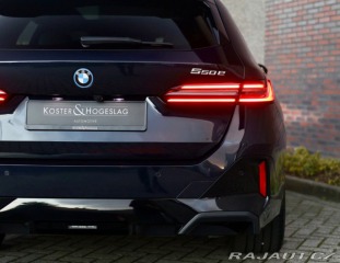 BMW 5 Touring  550e xDrive  | ť 2025