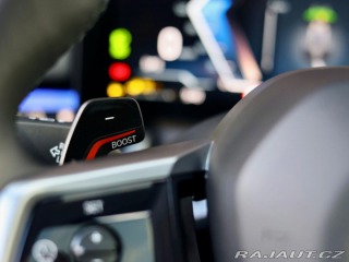 BMW 5 Touring  550e xDrive  | ť 2025