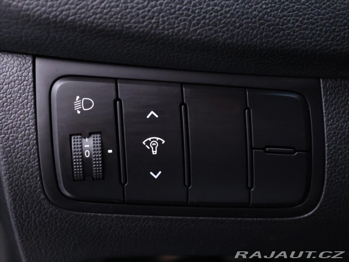 Kia Ceed 1,6 GDI 99kW Exclusive CZ 2013