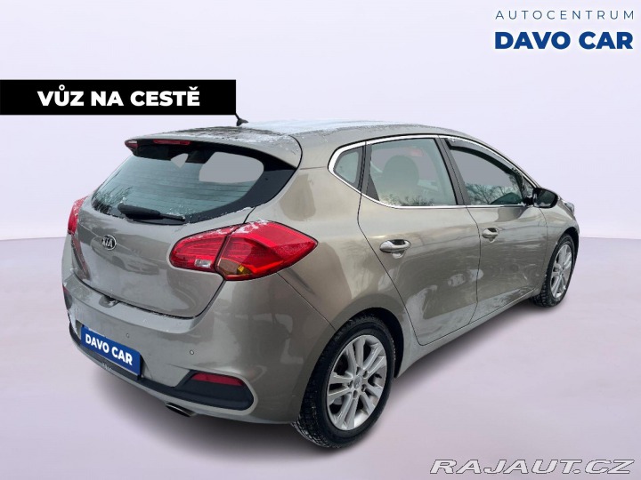 Kia Ceed 1,6 GDI Exclusive CZ 2013