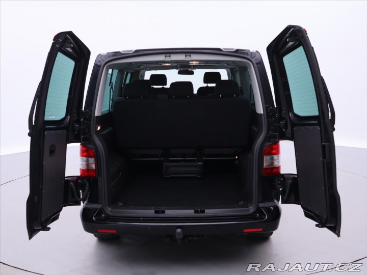 Volkswagen Caravelle 2,0 TDI 132kW DSG 8-Míst 2012