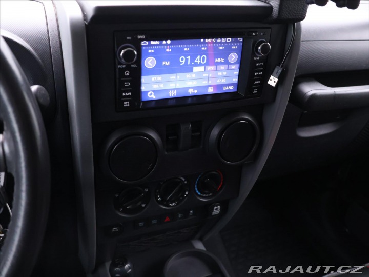 Jeep Wrangler 2,8 CRD 130kW Tažné Klima 2010