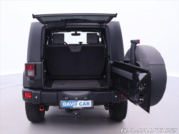 Jeep Wrangler 2,8 CRD 130kW Tažné Klima 2010