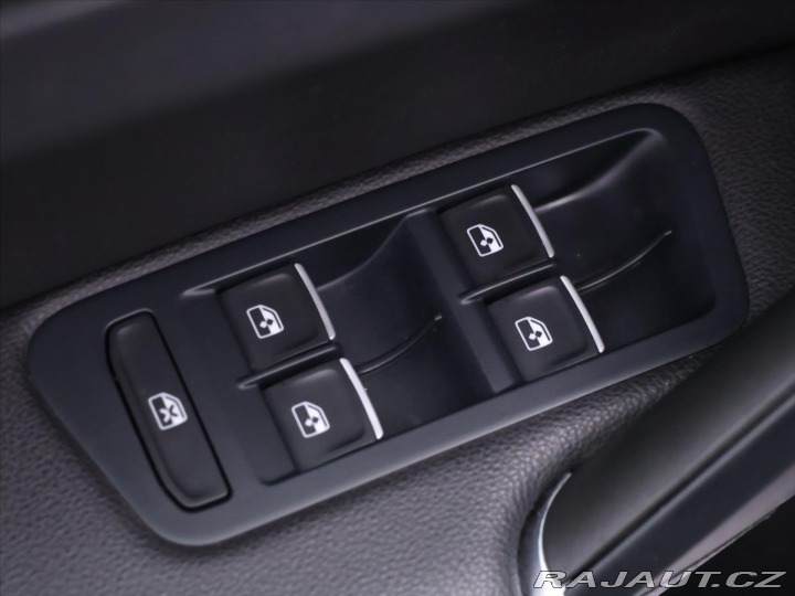 Volkswagen Golf 2,0 TSI R 228kW 4Motion V 2017