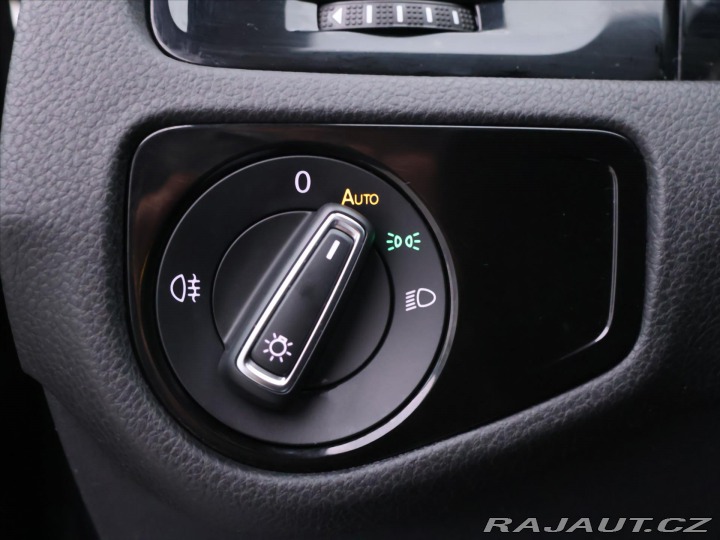 Volkswagen Golf 2,0 TSI R 228kW 4Motion P 2017