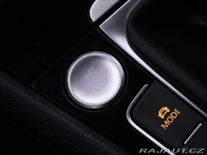 Volkswagen Golf 2,0 TSI R 228kW 4Motion P 2017