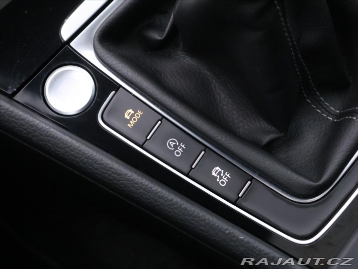 Volkswagen Golf 2,0 TSI R 228kW 4Motion V 2017