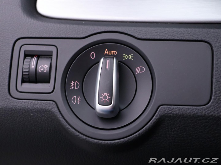 Volkswagen Passat 1,6 TDI Highline Xenon 2012