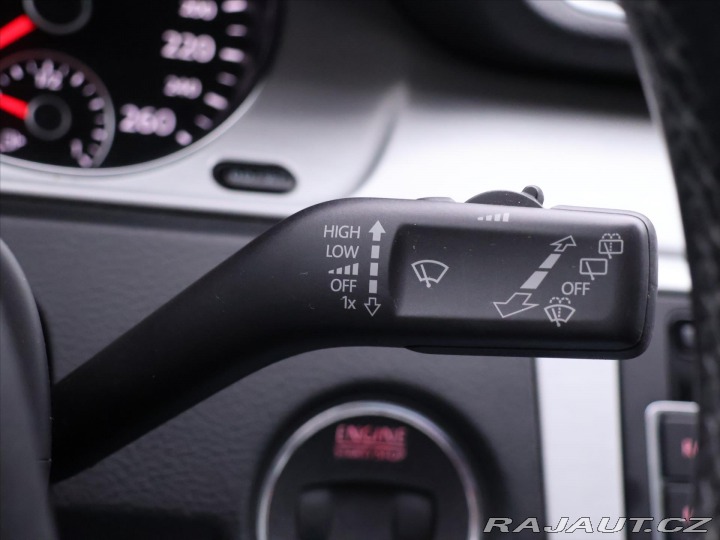 Volkswagen Passat 1,6 TDI Highline Xenon 2012