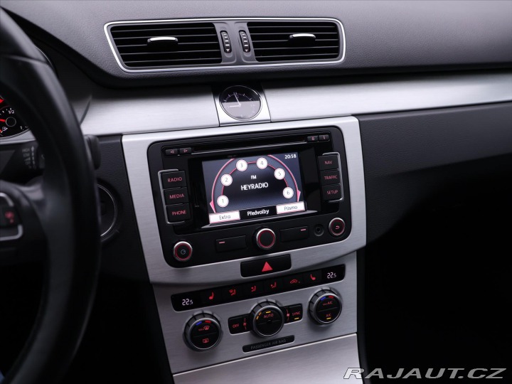 Volkswagen Passat 1,6 TDI Highline Xenon 2012