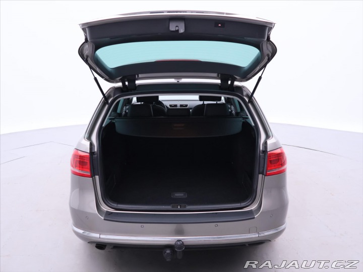 Volkswagen Passat 1,6 TDI Highline Xenon 2012