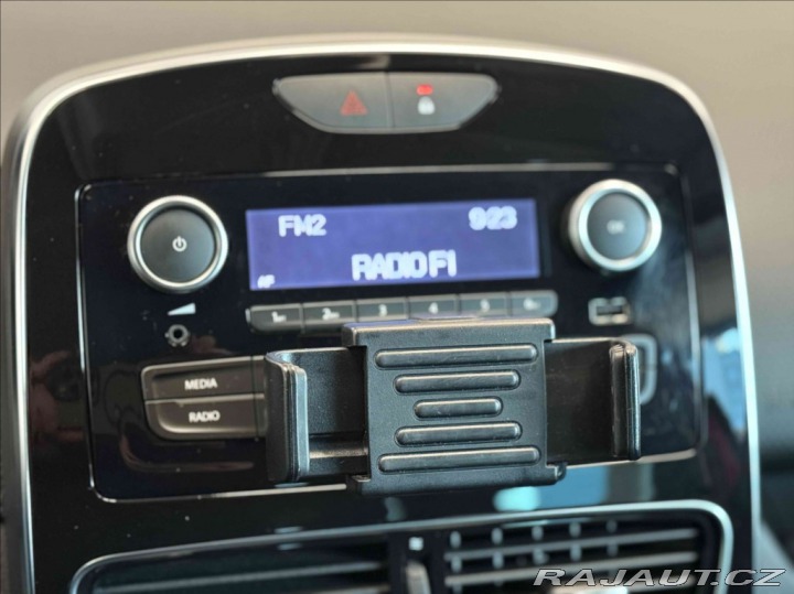 Renault Clio 1,2 i 1.majitel, servis 2017