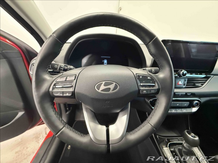 Hyundai i30 1,0 TGDI SMART + CLIMATE 2024