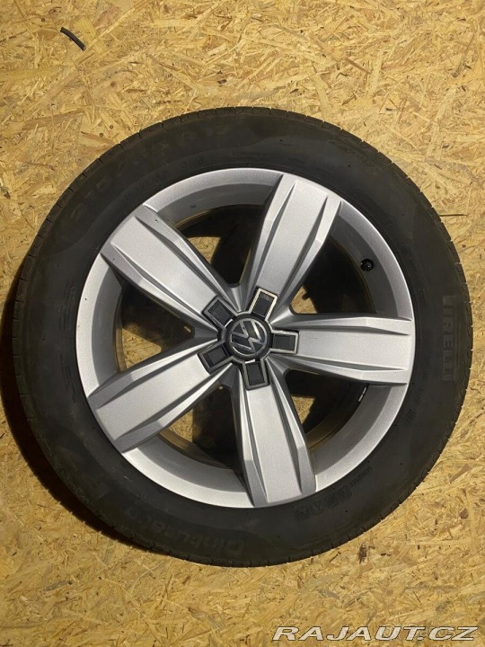 Volkswagen Passat 2,0   B8 / 140kW / ELEGAN 2019