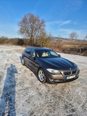 BMW 5 3,0   f11 530d 2011
