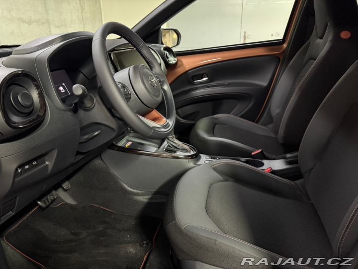 Toyota Aygo 1.5, HEV, Executive 2026