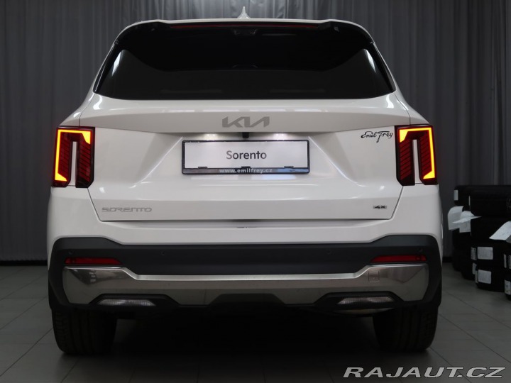 Kia Sorento TOP - K odběru IHNED 2026