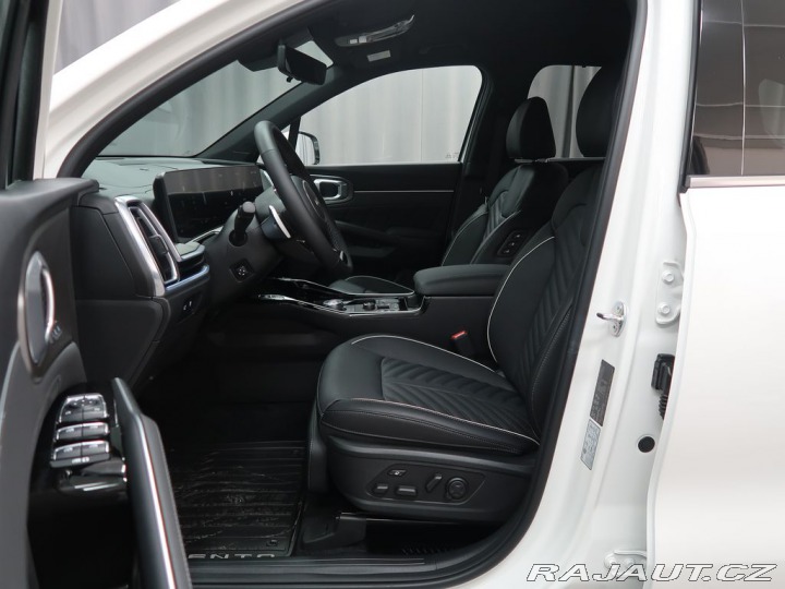 Kia Sorento TOP - K odběru IHNED 2025