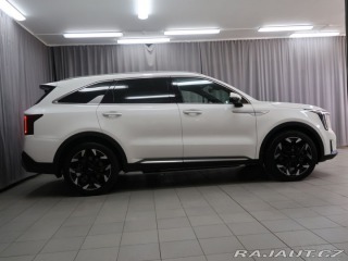 Kia Sorento TOP - K odběru IHNED 2025