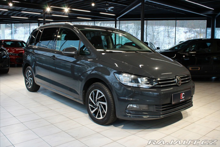 Volkswagen Touran 1.5 TSi 7Míst/ACC/Pano/Ka 2018