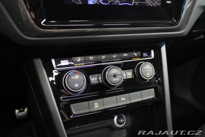 Volkswagen Touran 1.5 TSi 7Míst/ACC/Pano/Ka 2018