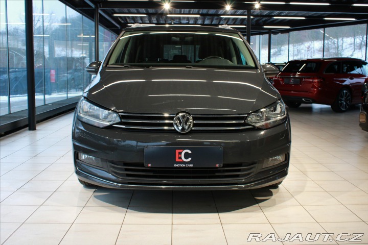 Volkswagen Touran 1.5 TSi 7Míst/ACC/Pano/Ka 2018