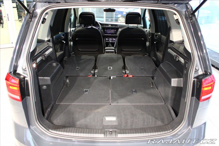 Volkswagen Touran 1.5 TSi 7Míst/ACC/Pano/Ka 2018