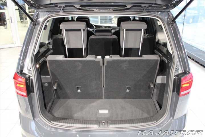 Volkswagen Touran 1.5 TSi 7Míst/ACC/Pano/Ka 2018