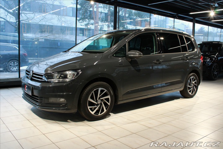 Volkswagen Touran 1.5 TSi 7Míst/ACC/Pano/Ka 2018