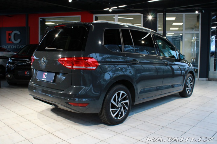 Volkswagen Touran 1.5 TSi 7Míst/ACC/Pano/Ka 2018