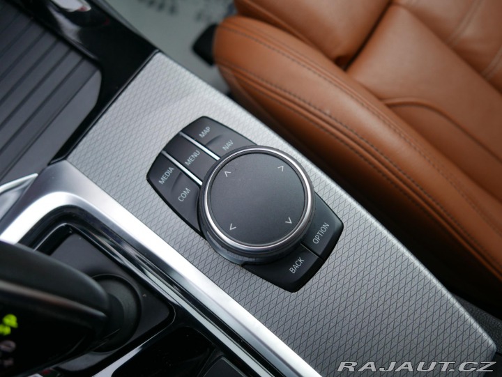 BMW X3 xDrive 20d 140kW Mpaket Č 2018