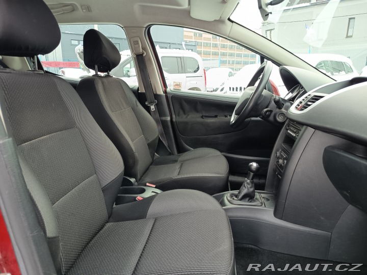 Peugeot 207 SW 1,4i Comfort ČR 1.maj 2010