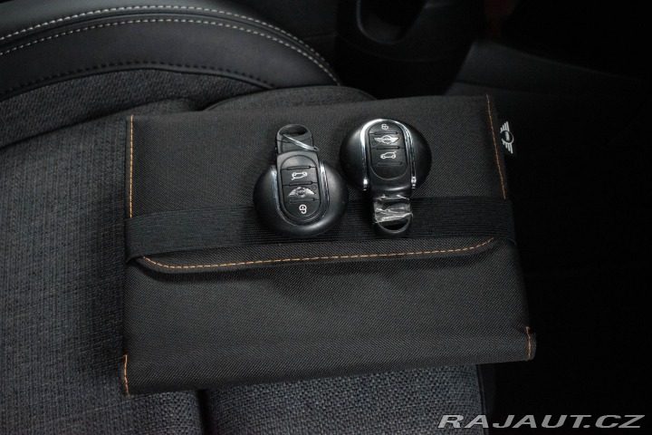 Mini Cooper John Cooper Works *HARMAN 2017