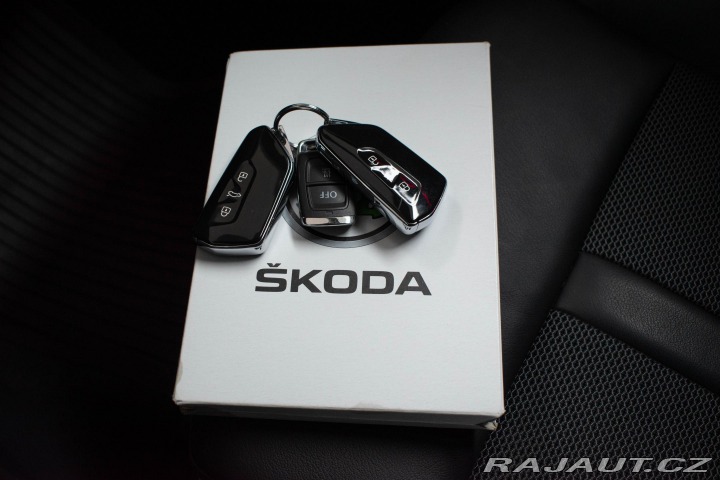 Škoda Octavia 2.0TDI REZERVACE 2023