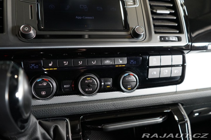 Volkswagen Multivan  2019