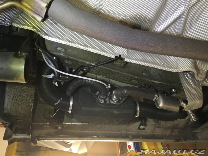 Volkswagen Transporter 2.0TDI obytná vestavba 2011