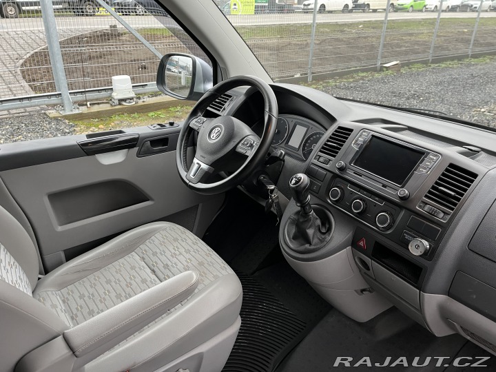 Volkswagen Transporter 2.0TDI obytná vestavba 2011