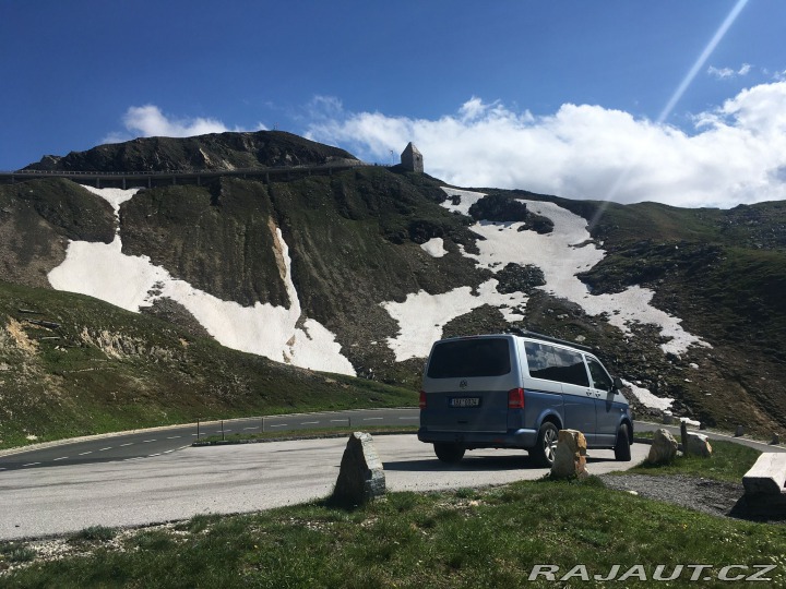 Volkswagen Transporter 2.0TDI obytná vestavba 2011