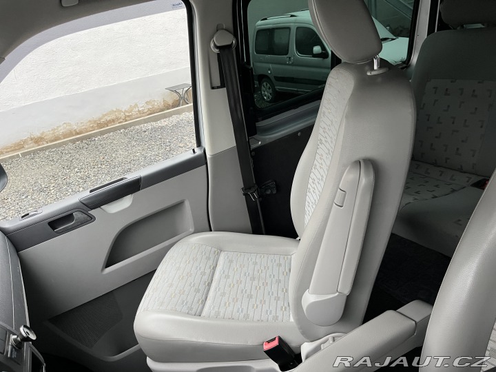 Volkswagen Transporter 2.0TDI obytná vestavba 2011